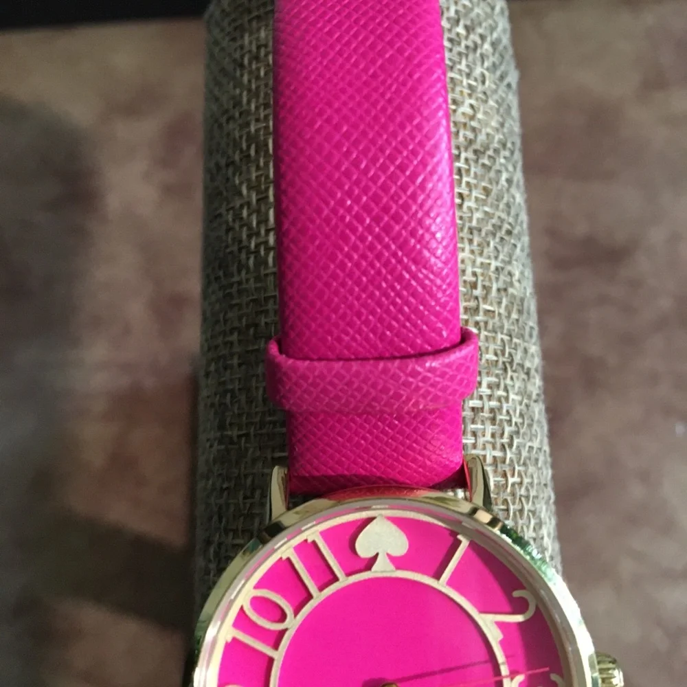 KATE SPADE METRO NWOT AUTHENTIC GENUINE LEATHER HOT PINK GOLD-TONE WATCH